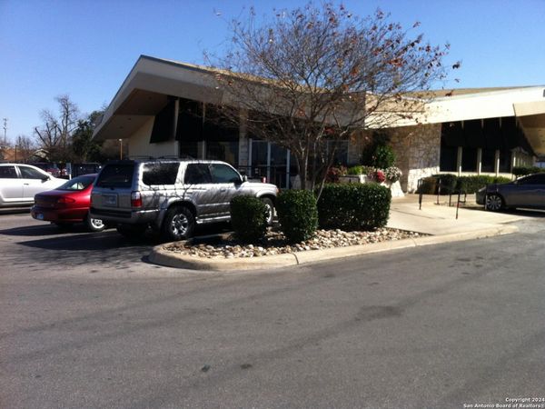 3400 San Pedro, San Antonio, TX 78212