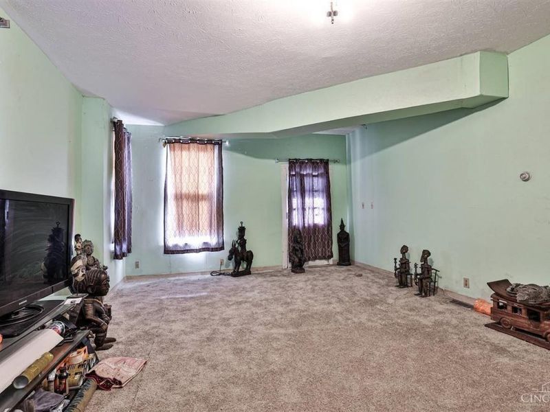 5720 Madison Road, Cincinnati, OH 45227 Photo 5