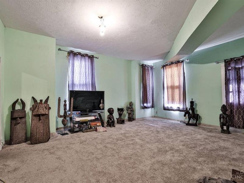 5720 Madison Road, Cincinnati, OH 45227 Photo 6