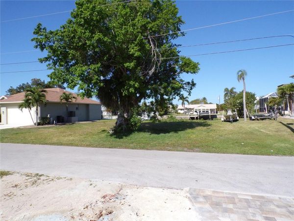 4319 VASCO STREET, PUNTA GORDA, FL 33950