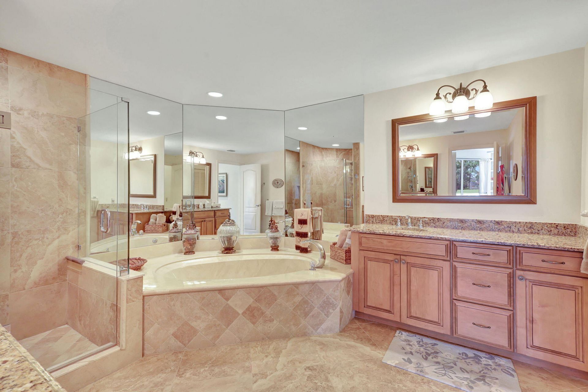 147 Legendary Circle, Palm Beach Gardens, FL 33418 Photo