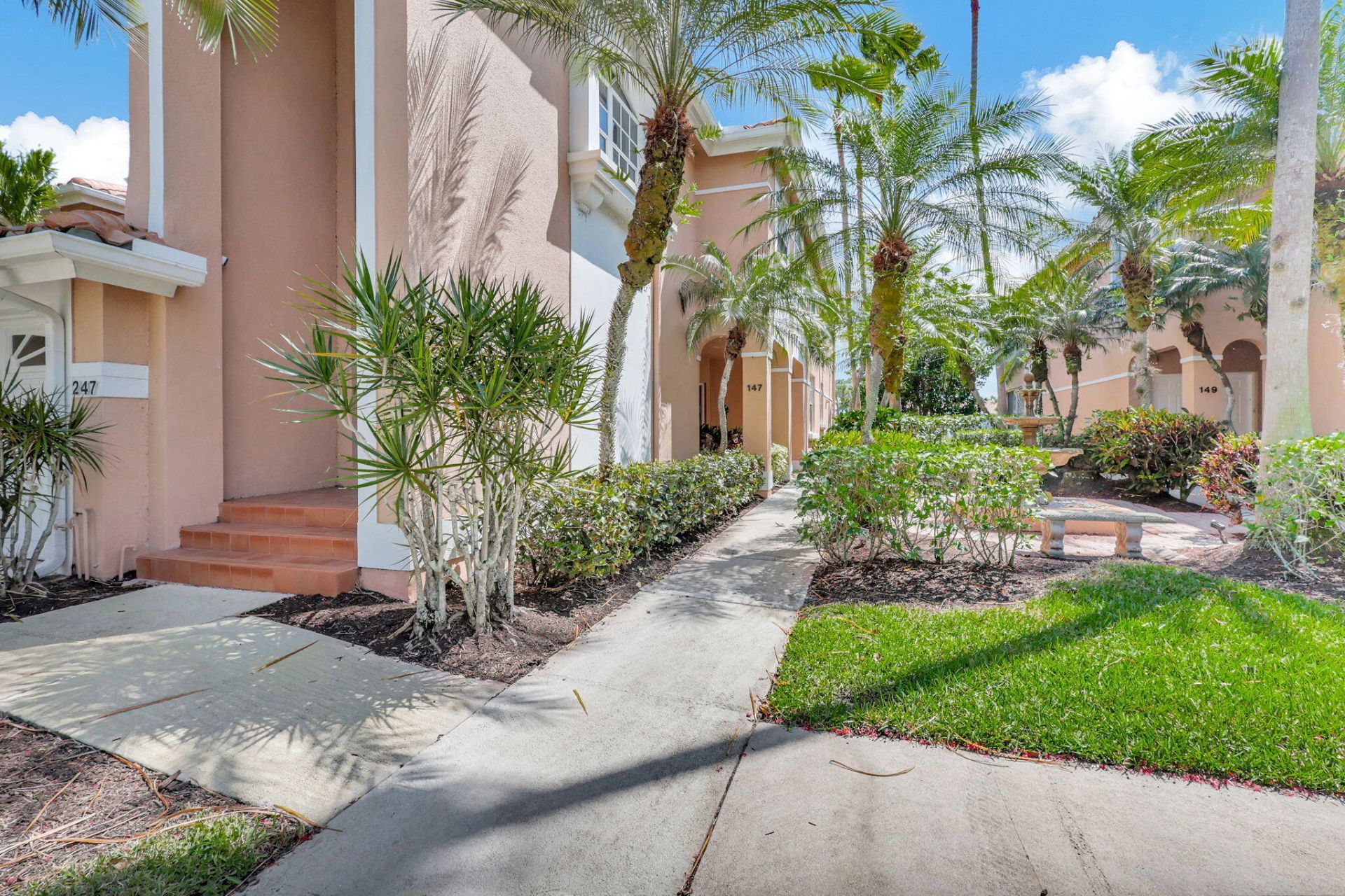 147 Legendary Circle, Palm Beach Gardens, FL 33418 Photo