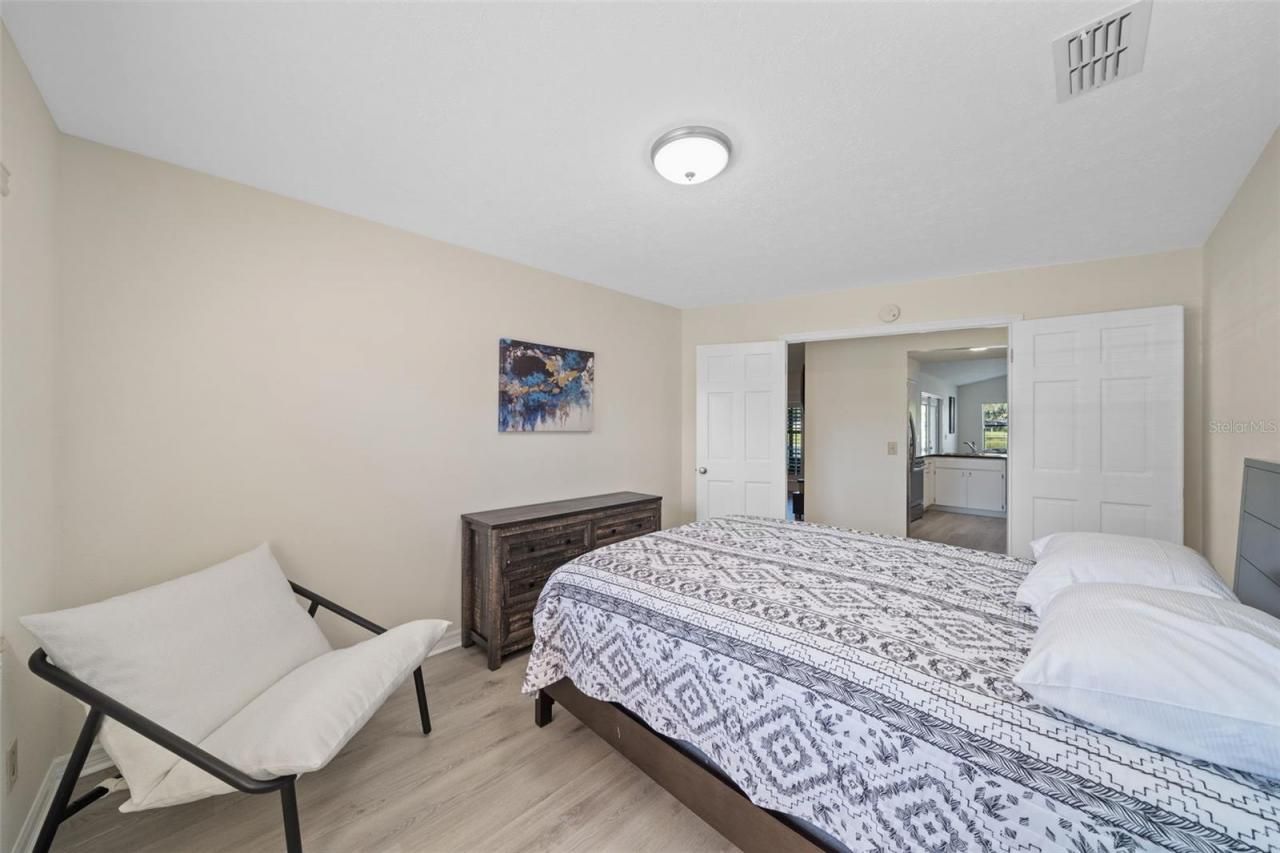 653 Timber Pond Drive, Brandon, FL 33510 Photo