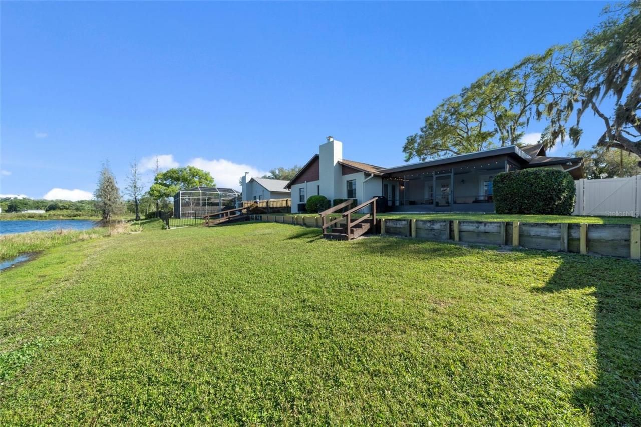 653 Timber Pond Drive, Brandon, FL 33510 Photo