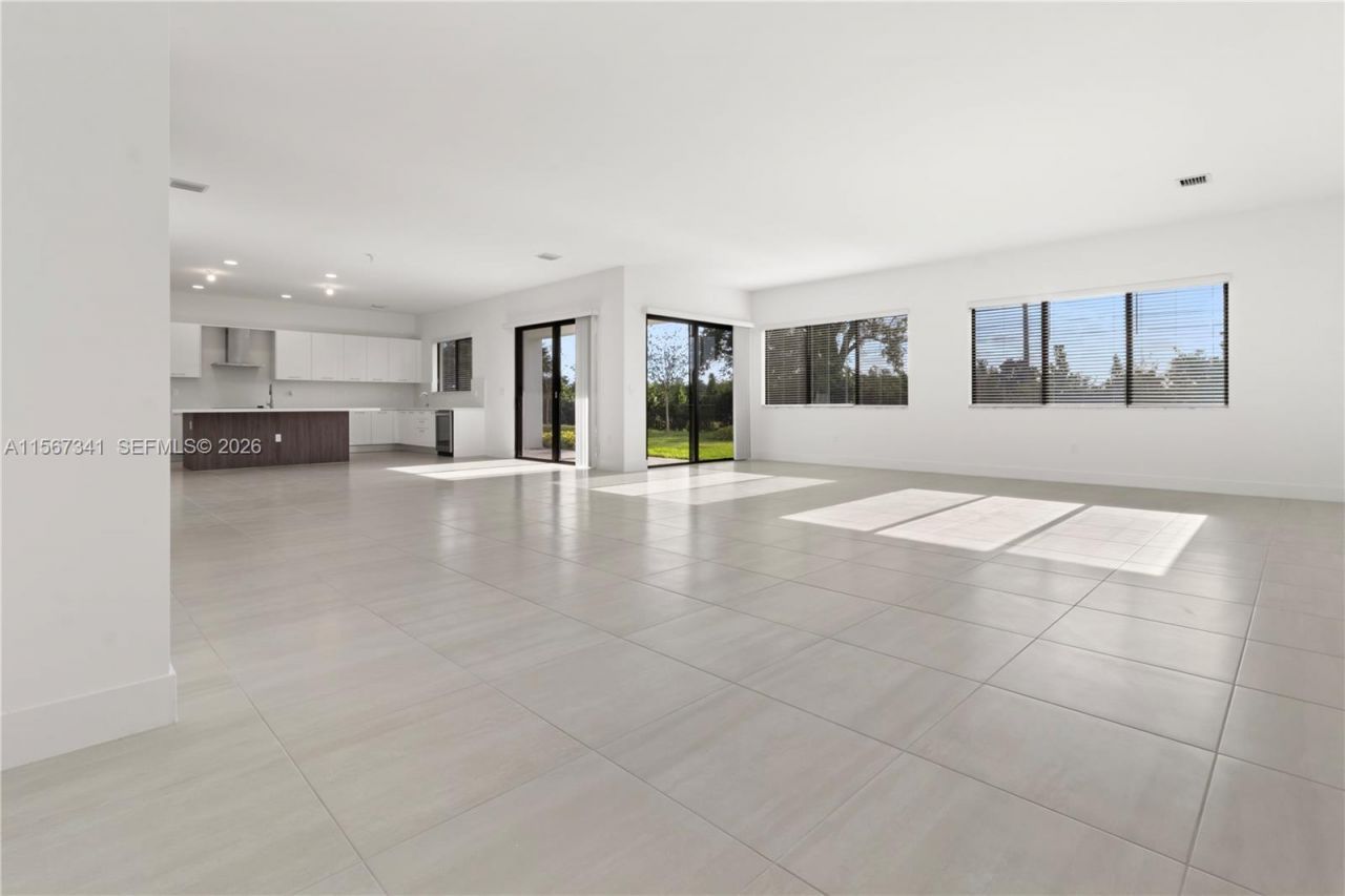 2391 SW 123rd Ter, Davie, FL 33325 Photo