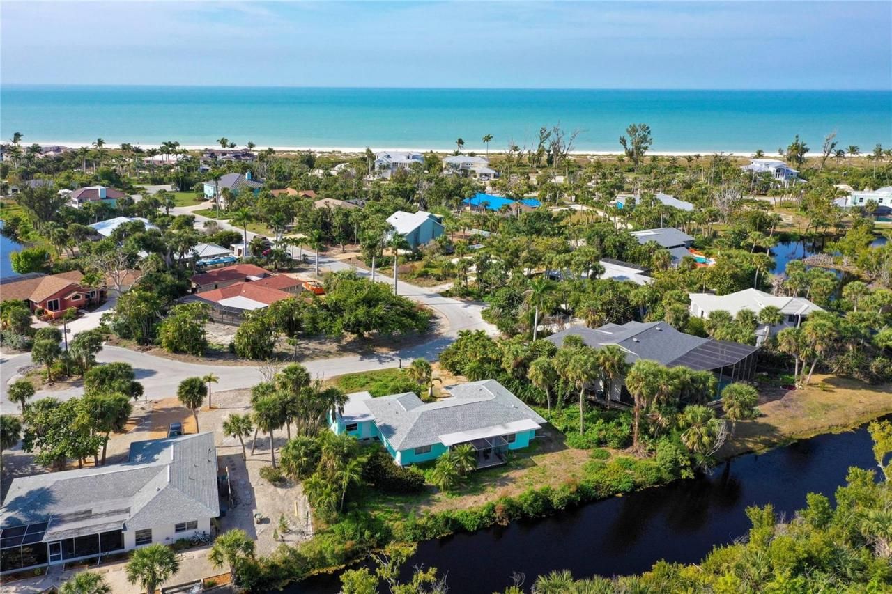 1057 Blue Heron Drive, Sanibel, FL 33957 Photo