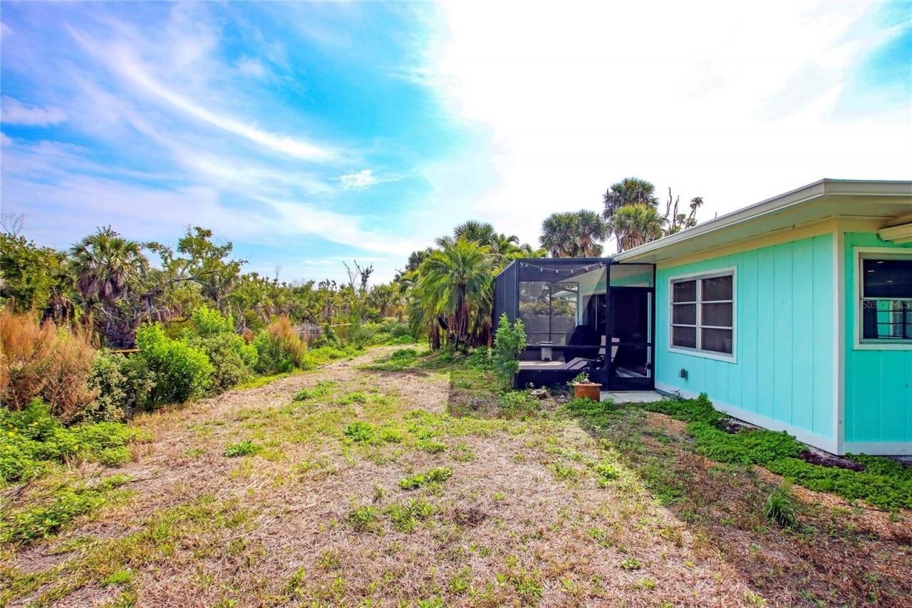 1057 Blue Heron Drive, Sanibel, FL 33957 Photo