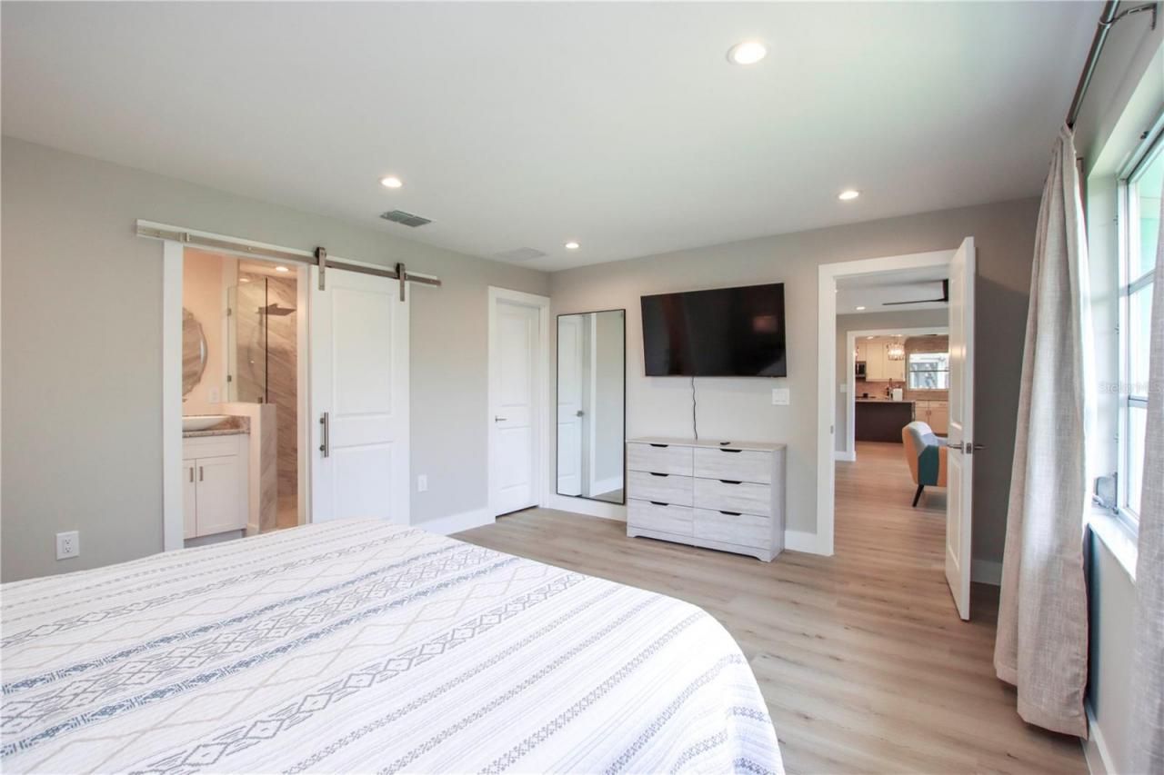 1057 Blue Heron Drive, Sanibel, FL 33957 Photo