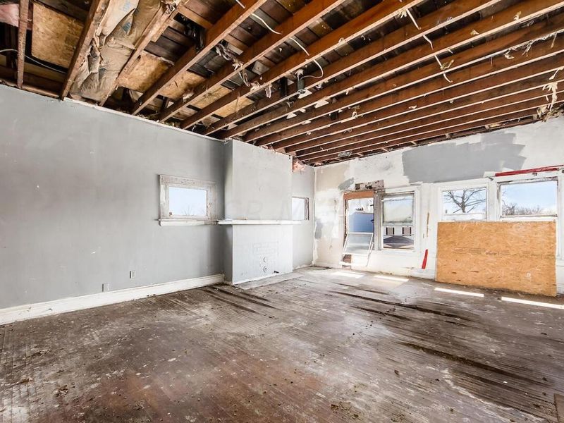 1068 E Livingston Avenue, Unit 1072, Columbus, OH 43205 Photo 12