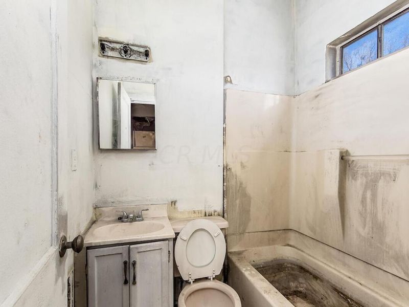 1068 E Livingston Avenue, Unit 1072, Columbus, OH 43205 Photo 22