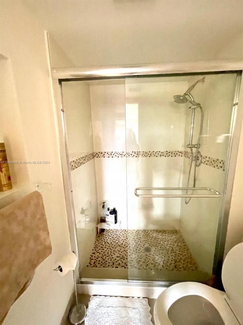 580 Egret Dr, Unit 308, Hallandale Beach, FL 33009 Photo