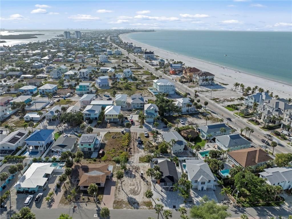 123-125 Washington Ave, Fort Myers Beach, FL 33931 Photo