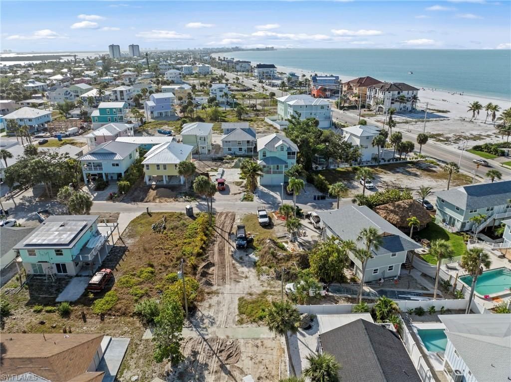 123-125 Washington Ave, Fort Myers Beach, FL 33931 Photo