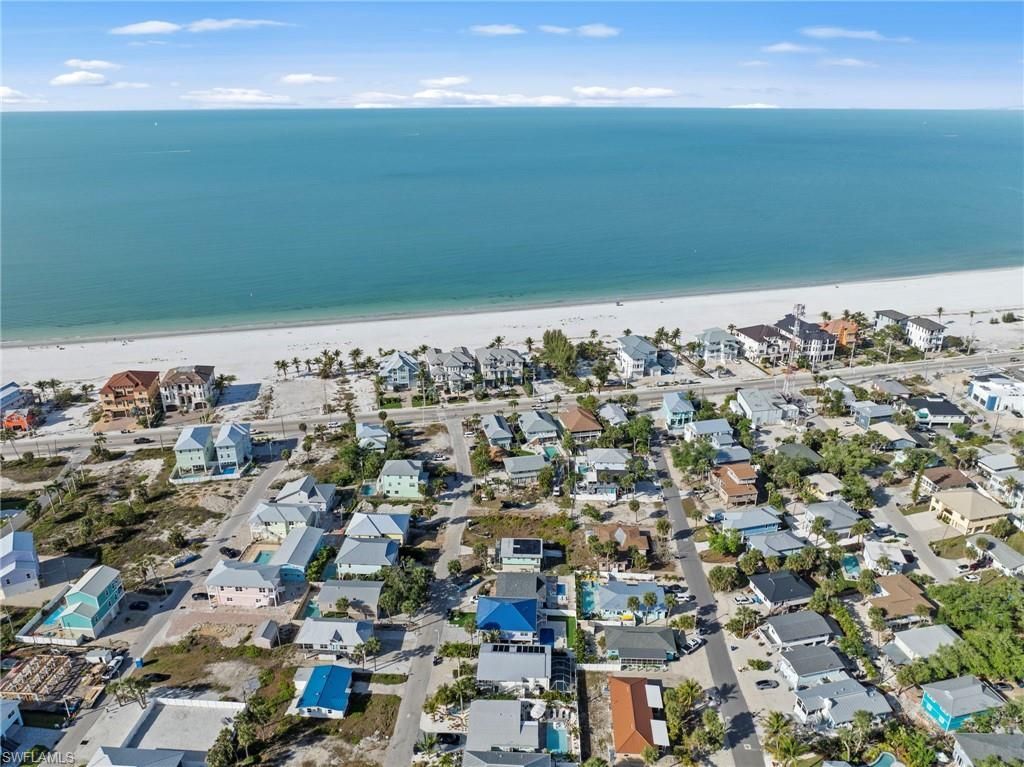 123-125 Washington Ave, Fort Myers Beach, FL 33931 Photo