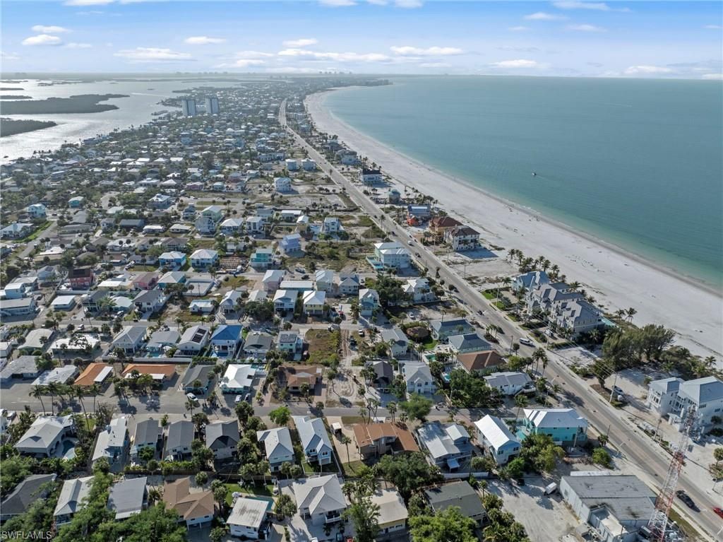 123-125 Washington Ave, Fort Myers Beach, FL 33931 Photo
