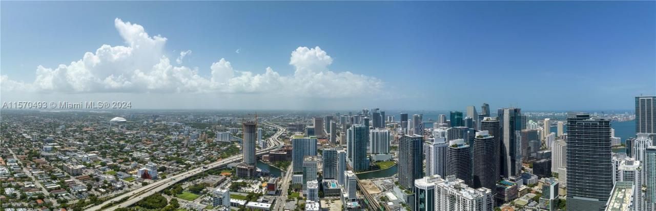 1133 SW 2nd Ave., Unit T1-6402, Miami, FL 33130 Photo