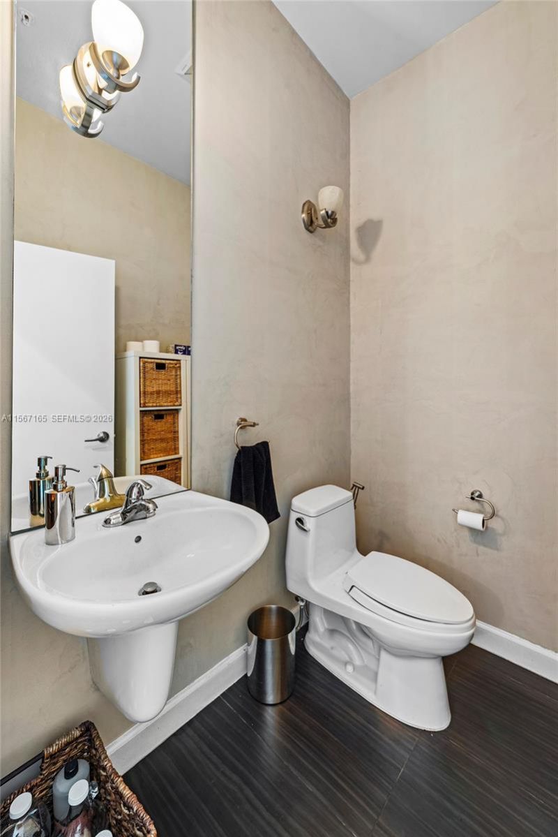 2001 Meridian Ave, Unit 517, Miami Beach, FL 33139 Photo