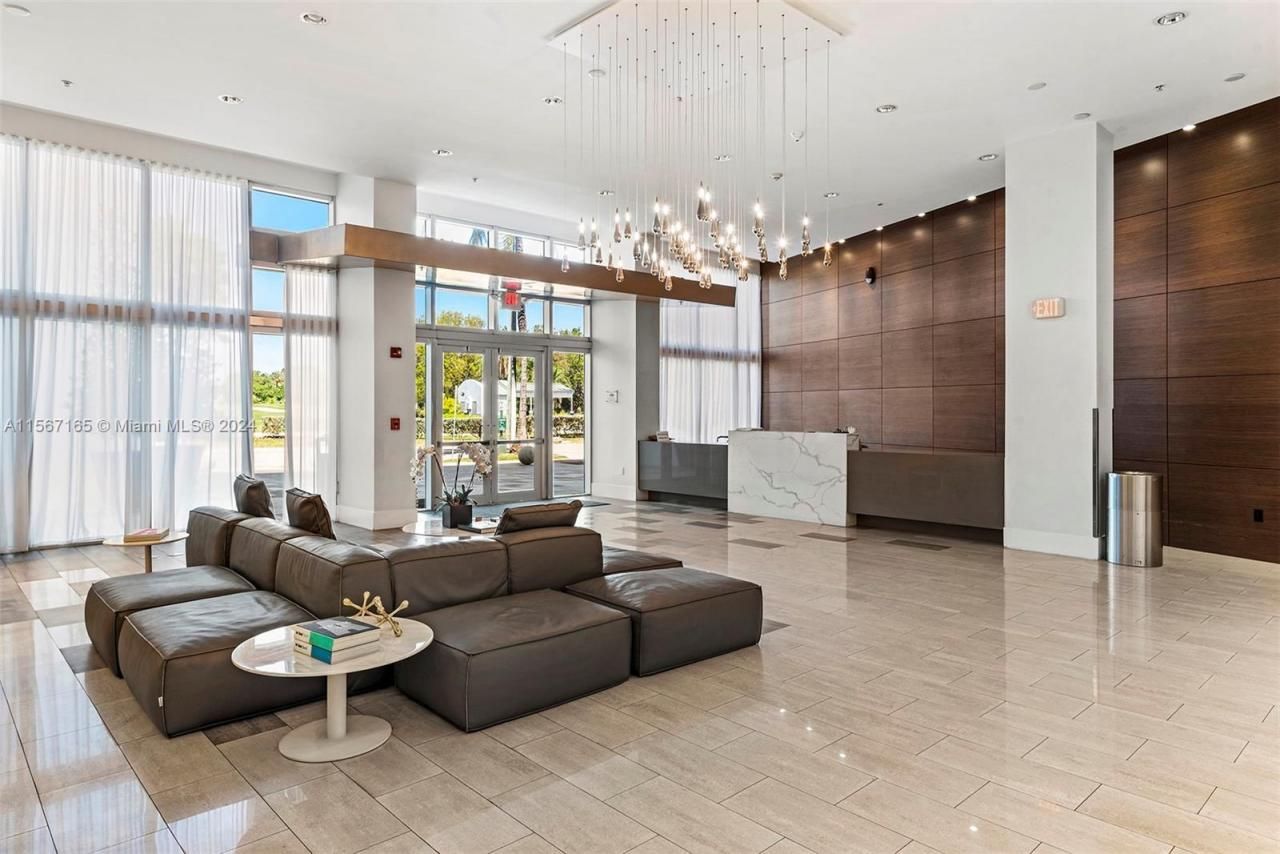 2001 Meridian Ave, Unit 517, Miami Beach, FL 33139 Photo