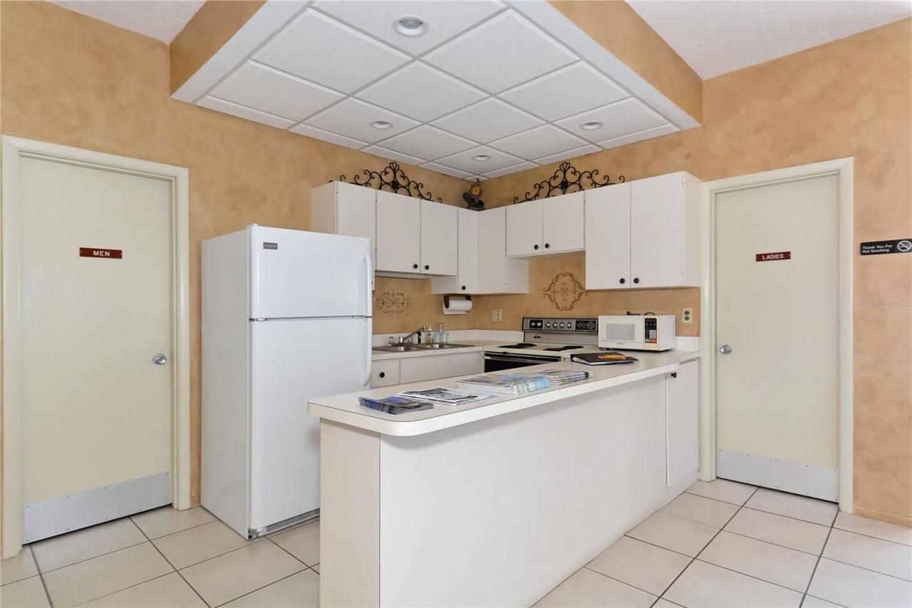 116 Vista Hermosa Circle, Unit 308C, Sarasota, FL 34242 Photo