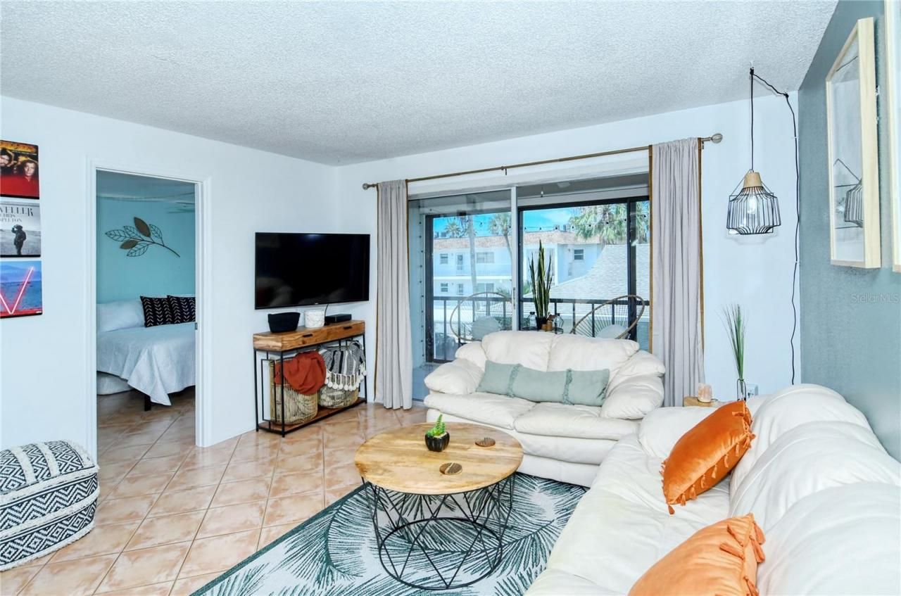 116 Vista Hermosa Circle, Unit 308C, Sarasota, FL 34242 Photo