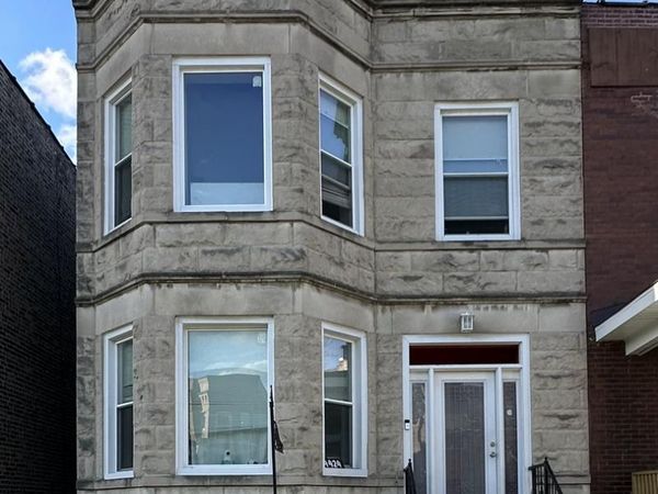 4424 W Congress Parkway, Chicago, IL 60624