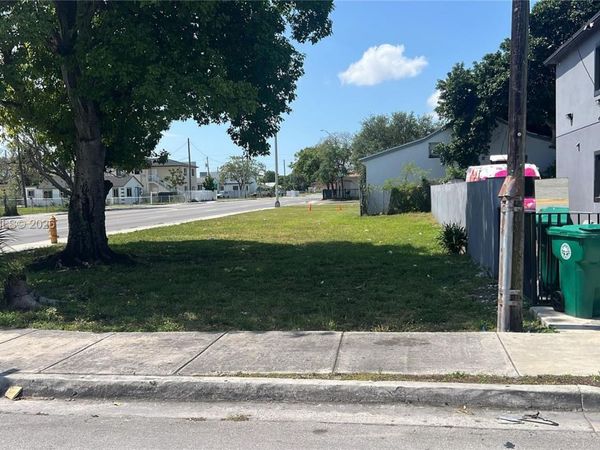 6928 NW 17th Ave, Miami, FL 33147
