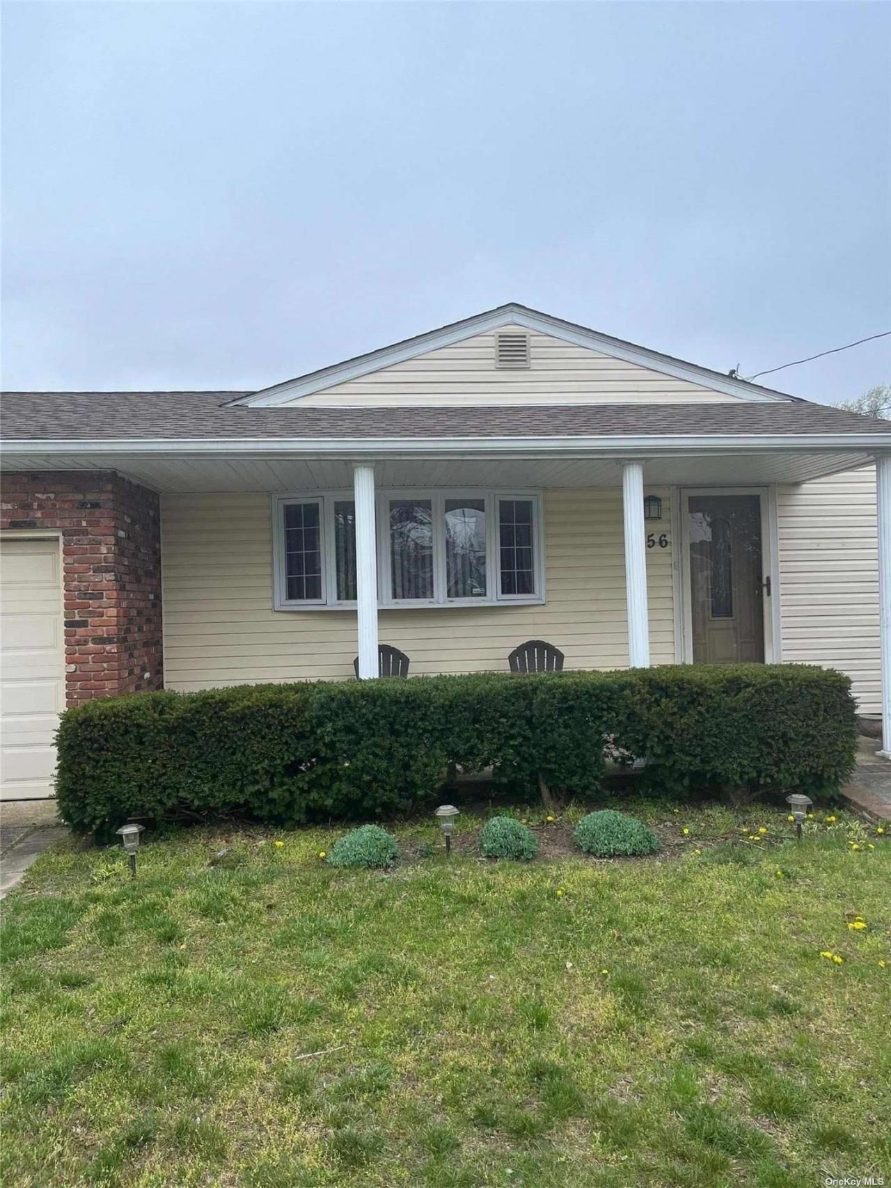 156 Juanita Avenue, Freeport, NY 11520 Main Photo