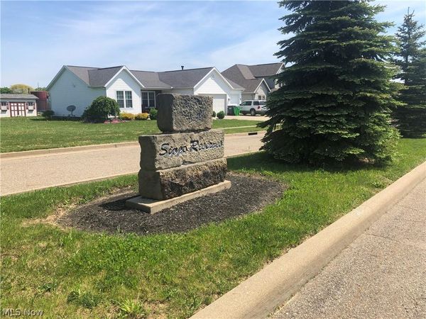 4745 Sippo Reserves NW, Massillon, OH 44647