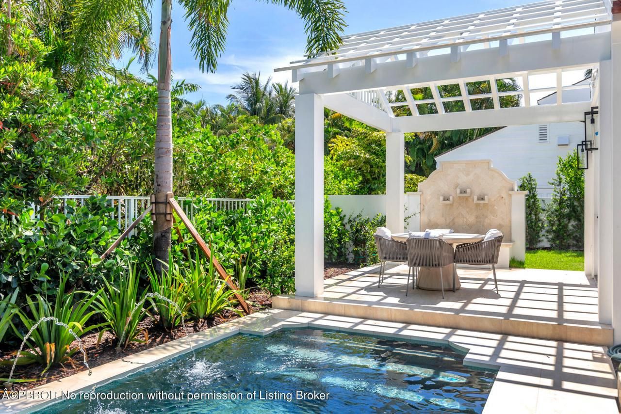 223 Monterey Road, Palm Beach, FL 33480 Photo