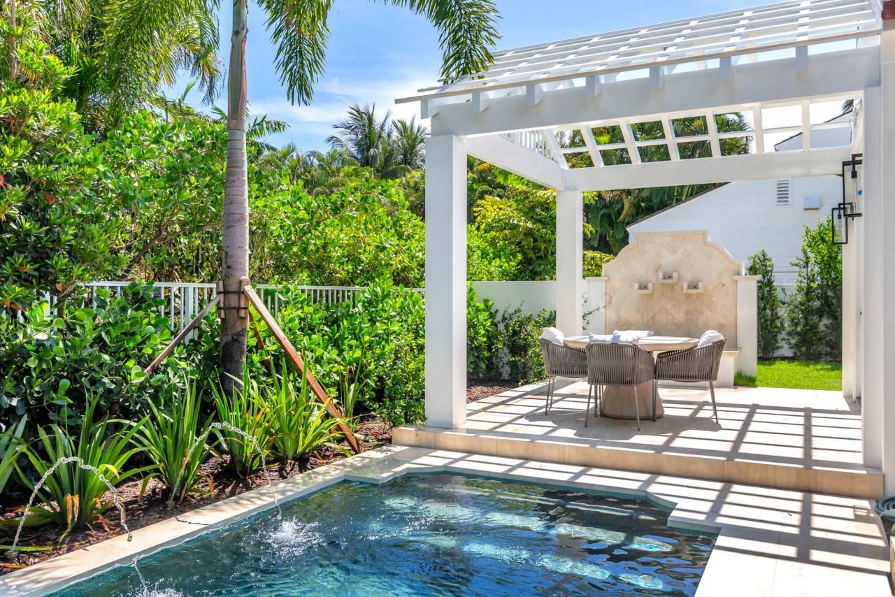 223 Monterey Road, Palm Beach, FL 33480 Photo