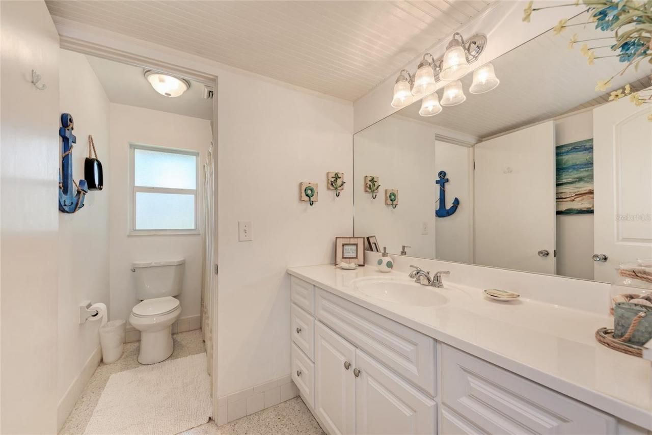 5640 Cape Leyte Drive, Sarasota, FL 34242 Photo