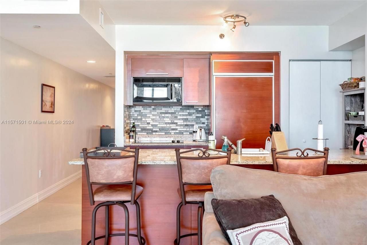 1830 S Ocean Dr, Unit 4709, Hallandale Beach, FL 33009 Photo