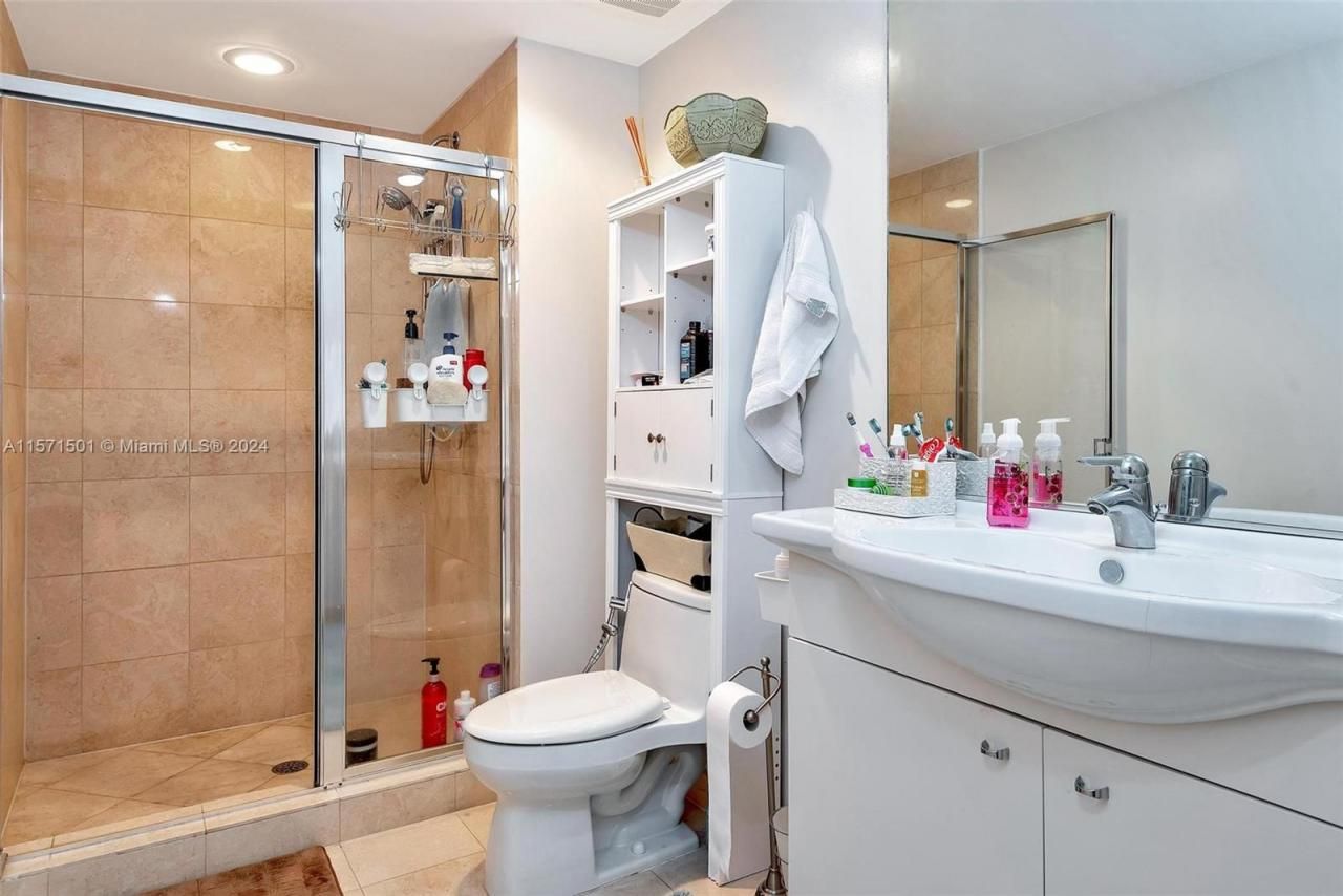 1830 S Ocean Dr, Unit 4709, Hallandale Beach, FL 33009 Photo