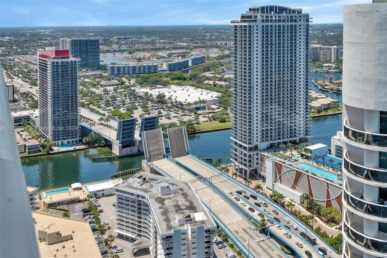 1830 S Ocean Dr, Unit 4709, Hallandale Beach, FL 33009 Photo