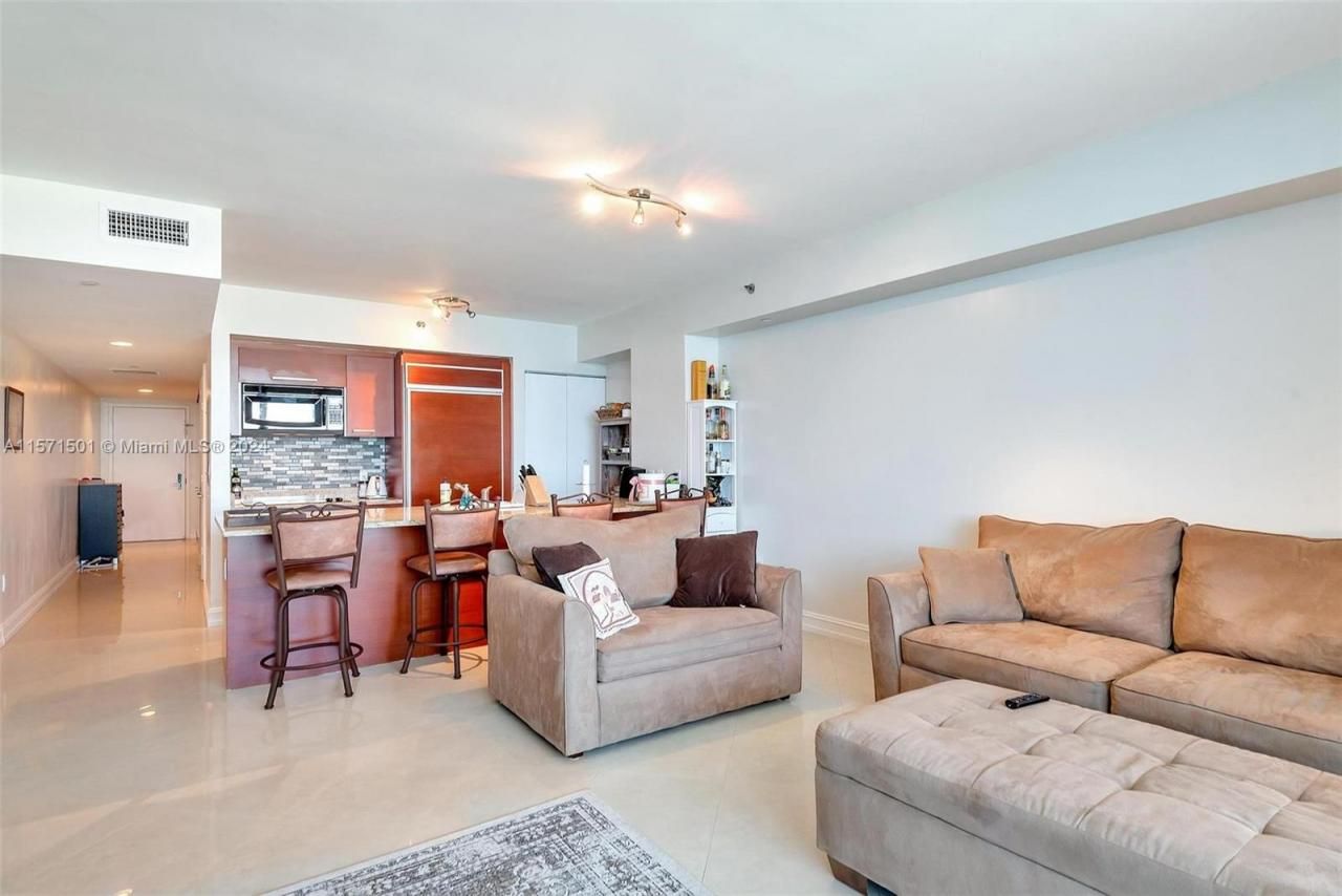 1830 S Ocean Dr, Unit 4709, Hallandale Beach, FL 33009 Photo