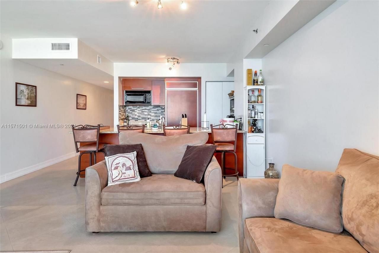 1830 S Ocean Dr, Unit 4709, Hallandale Beach, FL 33009 Photo
