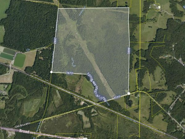 1785 Old Bruceton Road, Bruceton, TN 38317