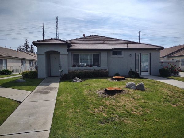 4510 Pebble Creek Dr, Unit B, Bakersfield, CA 93312