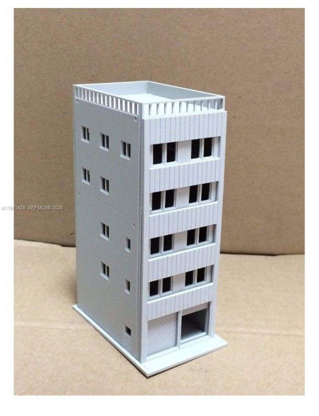 67 NW 166th St, Miami, FL 33169 Photo