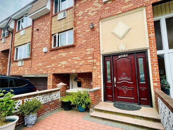 70-10 Eliot Avenue, Middle Village, NY 11379