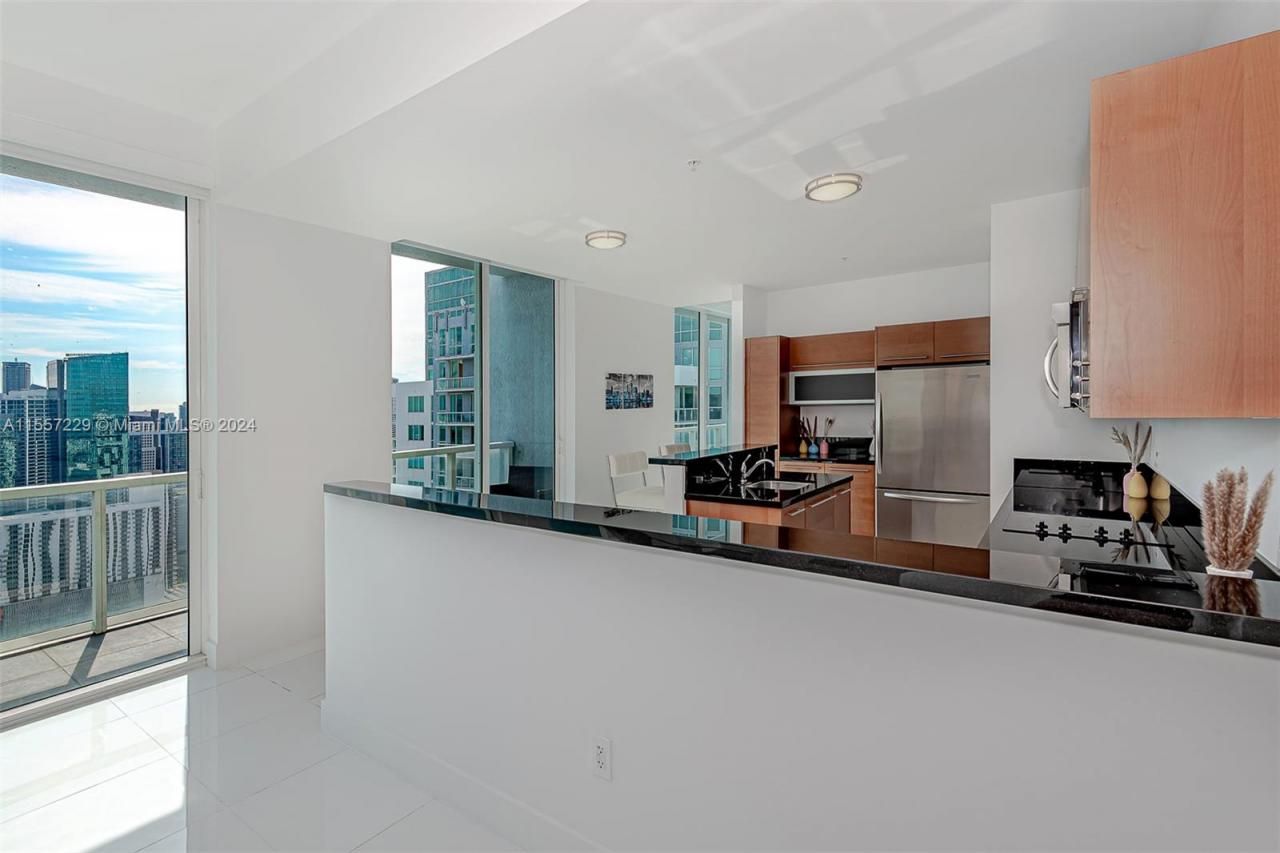 244 Biscayne Blvd, Unit UPH-4907, Miami, FL 33132 Photo