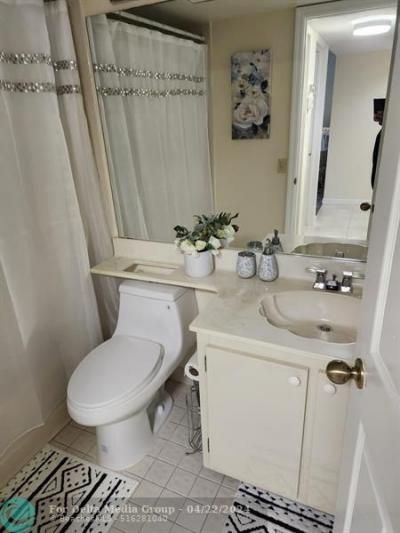 9655 N Belfort Cir, Unit 211, Tamarac, FL 33321 Photo