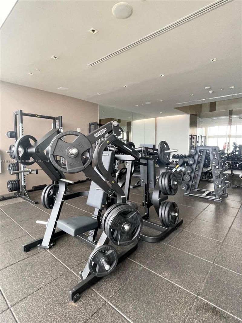 1830 S Ocean Dr, Unit 3812, Hallandale Beach, FL 33009 Photo