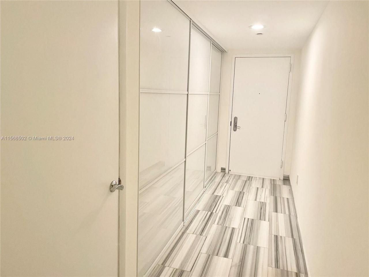 1830 S Ocean Dr, Unit 3812, Hallandale Beach, FL 33009 Photo