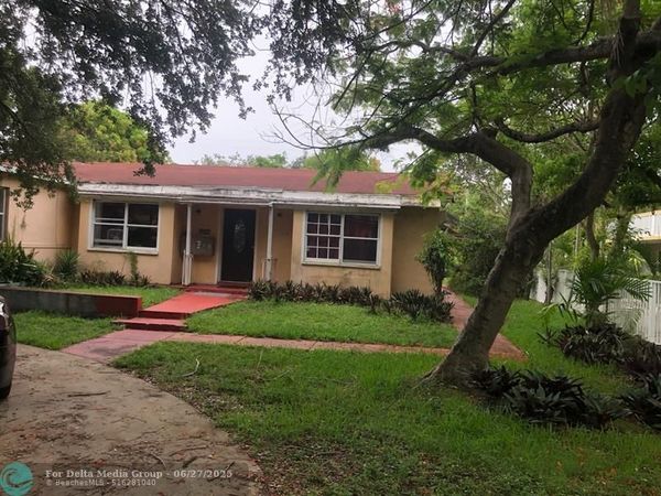 1922 Jefferson St, Hollywood, FL 33020