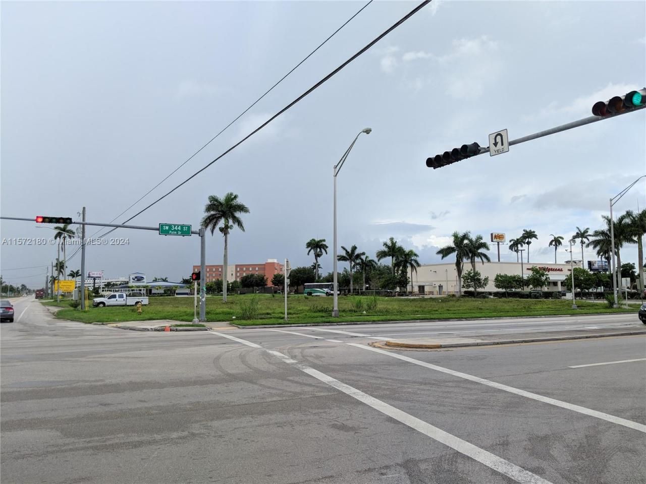 41 N Krome Ave, Florida City, FL 33034 Photo