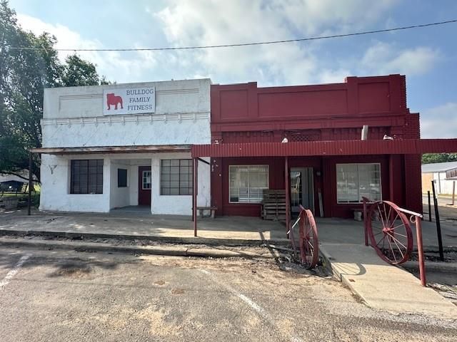 141 W Main Street, Stratford, OK 74872 Main Photo