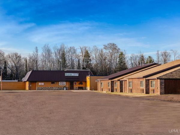 400 Main Street, Carp Lake Twp, MI 49971