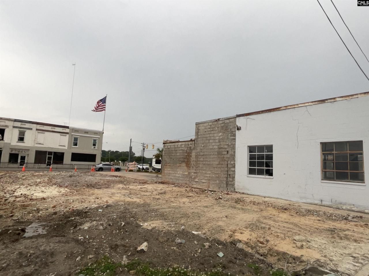 3049 Main Highway Photo 13