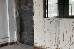 3049 Main Highway photo 4